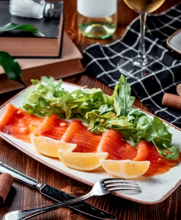 salmon-carpaccio-with-lemon-table